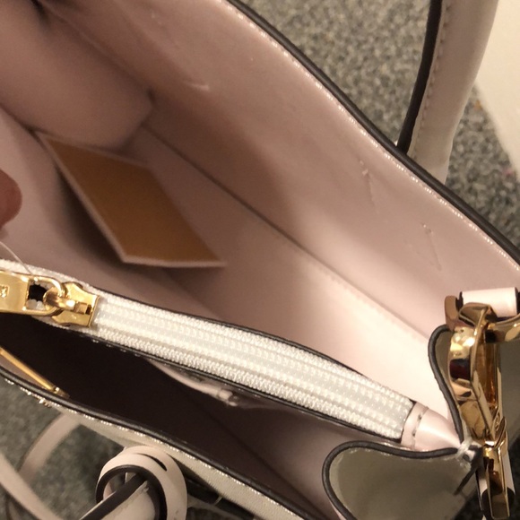 Michael Kors bag NWT - Picture 7 of 10